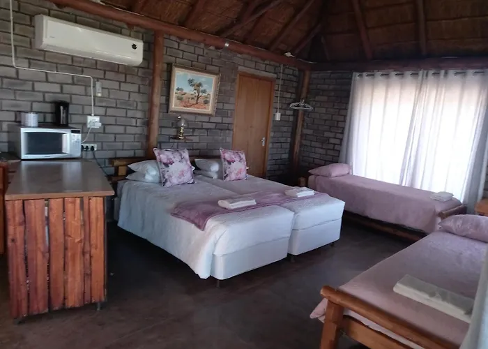 Slypsteen Guest Farm
